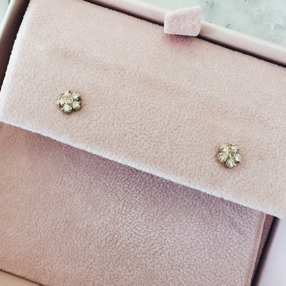 NEW Jennifer Meyer Mini Diamond Flower Studs - Picture 3 of 4